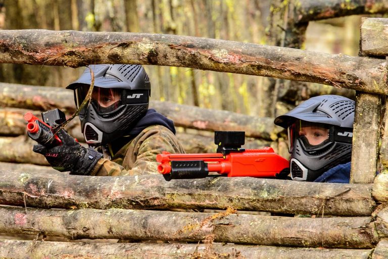 paintball players